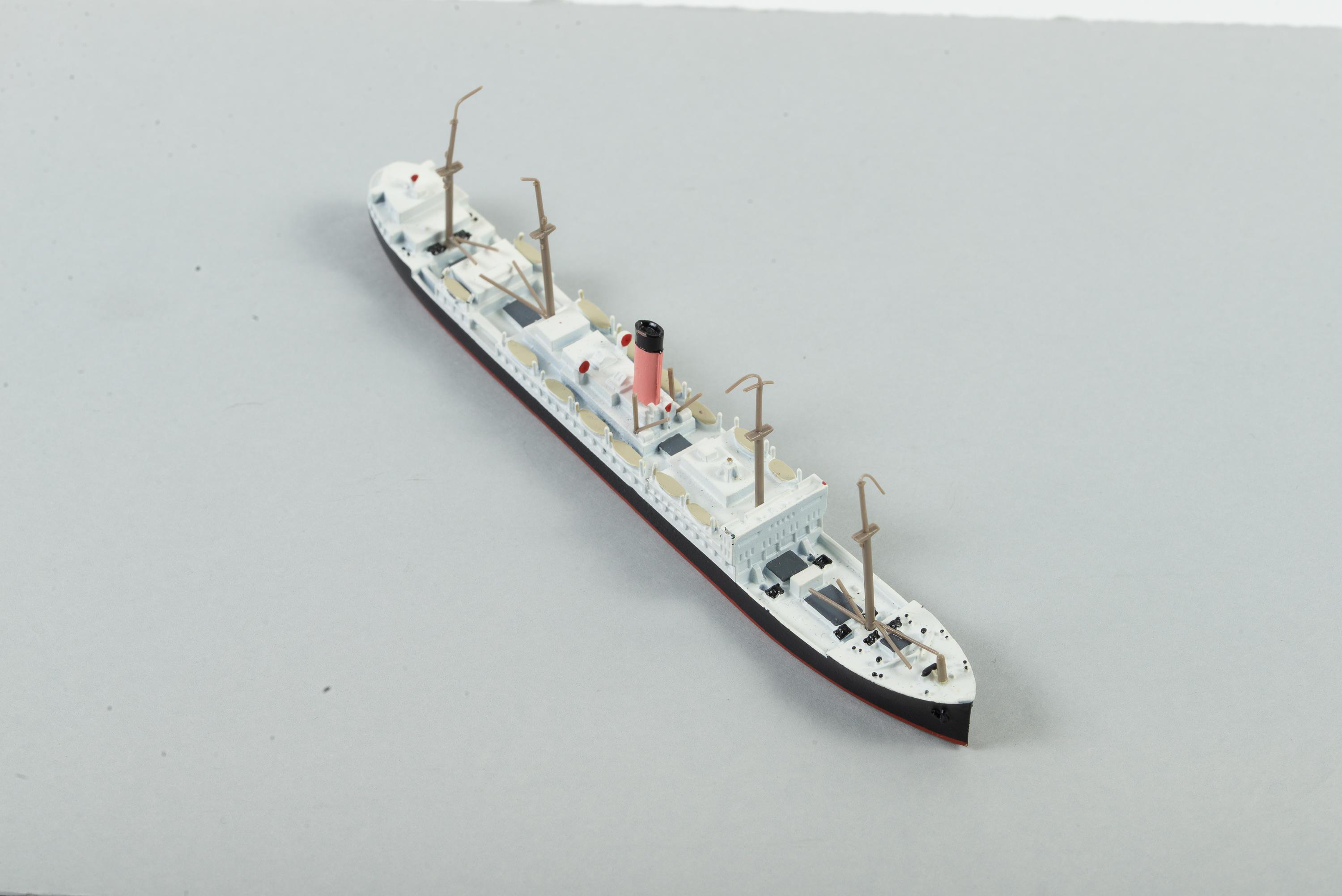 Model waterline model of ship SS SHROPSHIRE New Zealand Maritime Museum